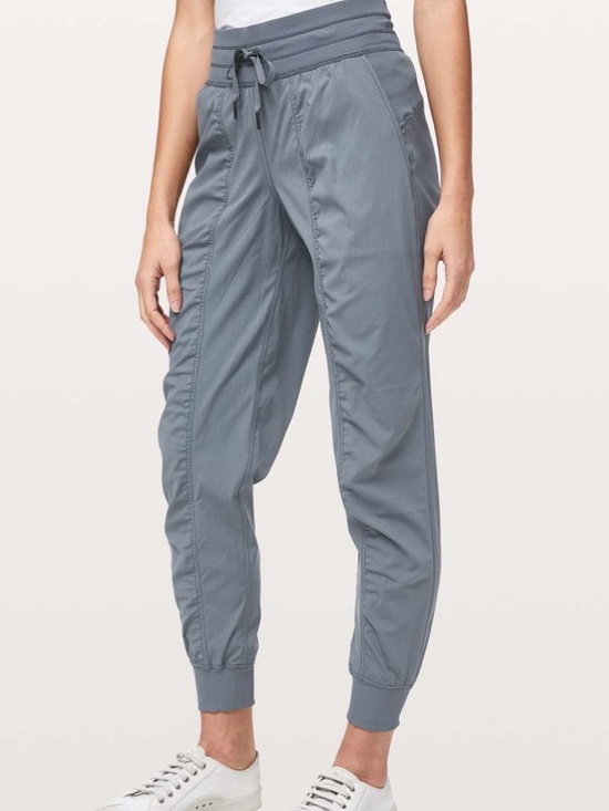 lululemon athletica Pants - Lululemon Athletica Gray Dance Studio Swift Cuffed Jogger Pants Size 6